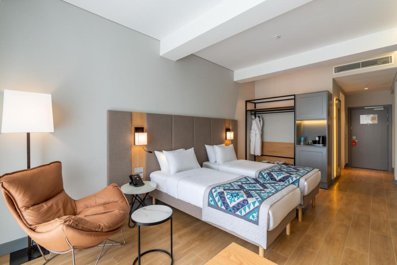 Sadu Hotel Almaty, A Member Of Radisson Individuals Екстер'єр фото