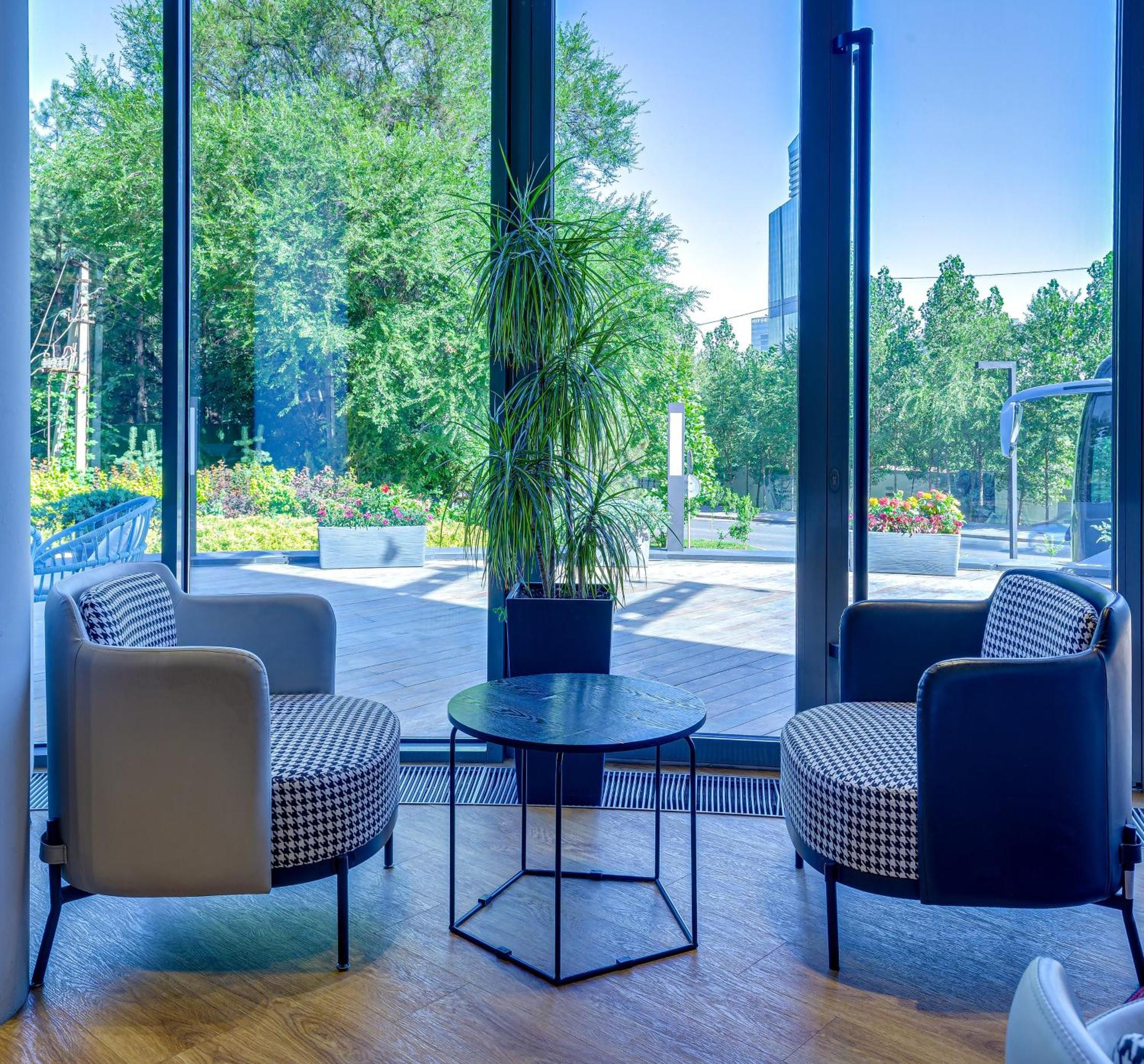 Sadu Hotel Almaty, A Member Of Radisson Individuals Екстер'єр фото