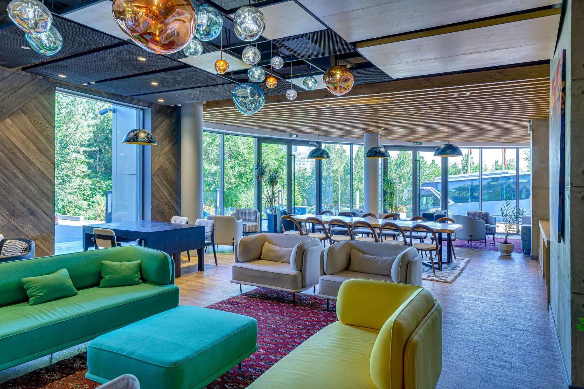 Sadu Hotel Almaty, A Member Of Radisson Individuals Екстер'єр фото