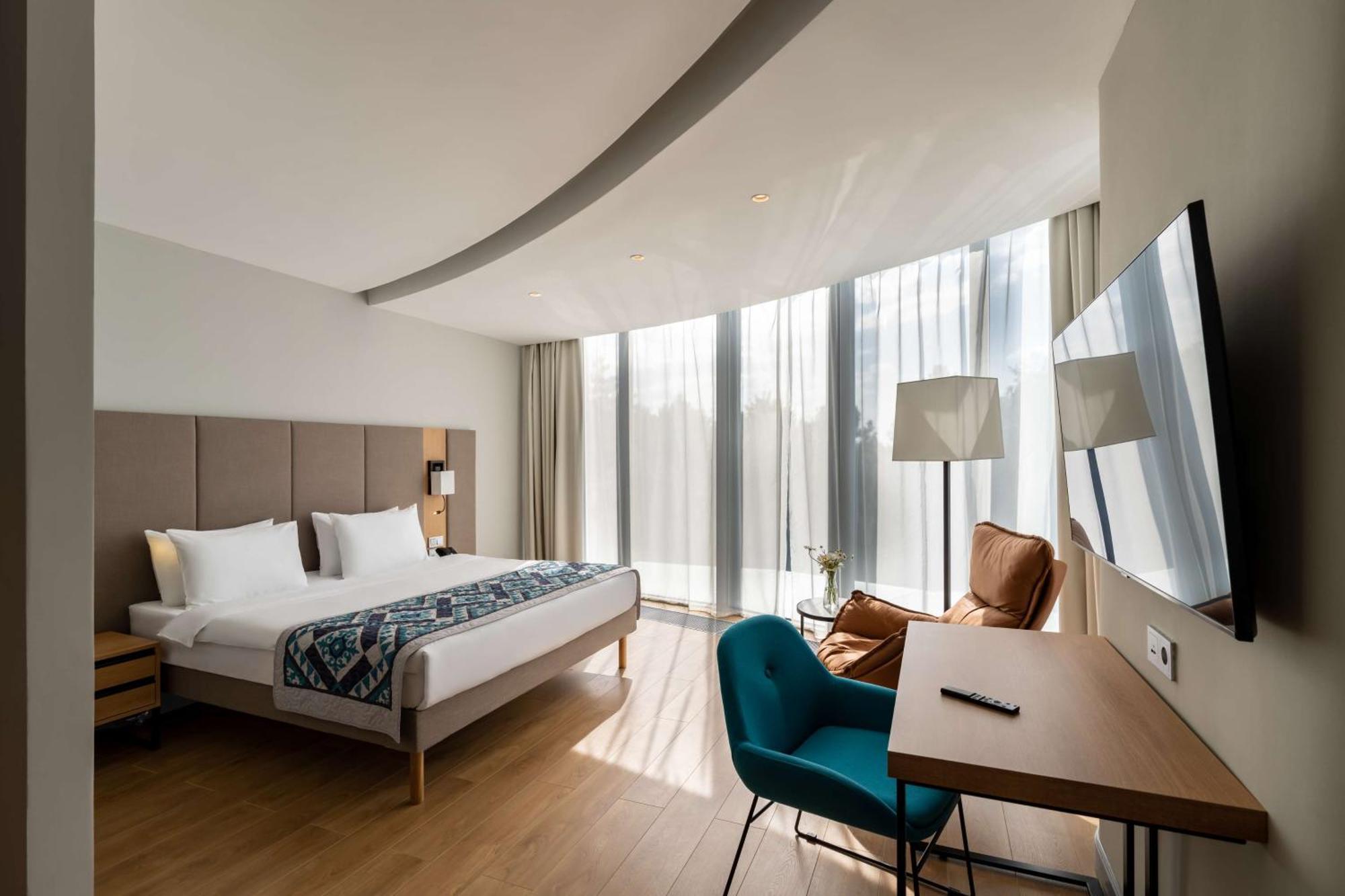 Sadu Hotel Almaty, A Member Of Radisson Individuals Екстер'єр фото
