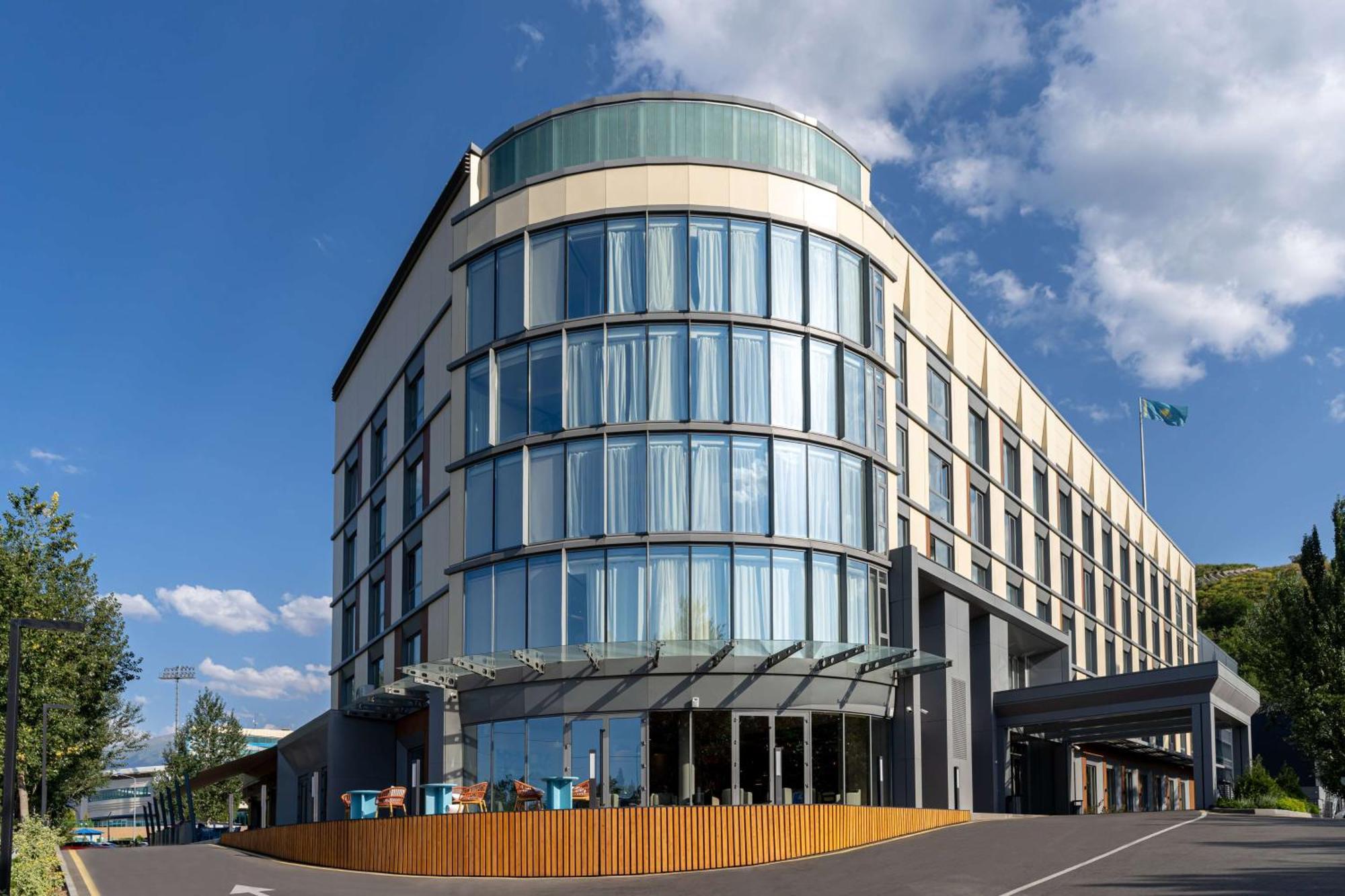 Sadu Hotel Almaty, A Member Of Radisson Individuals Екстер'єр фото